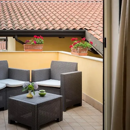 Il Giardino Degli Allori
